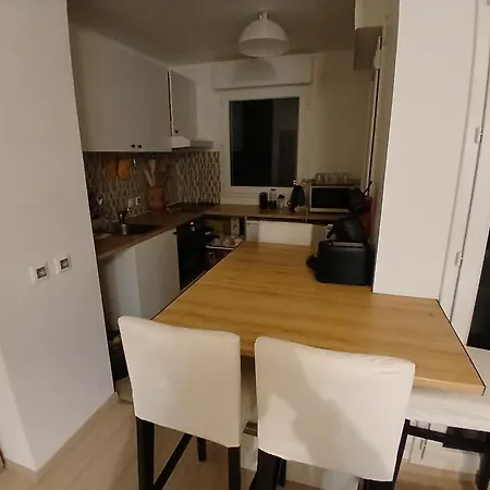 Le Cosy Avec Jardin Terrasse Couverte Et Parking Gratuit 凯恩