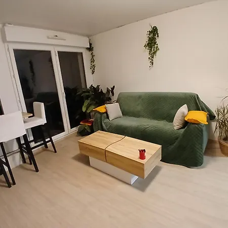 Le Cosy Grand 2 Pieces Avec Terrasse Couverte Jardin Et Place De Parking