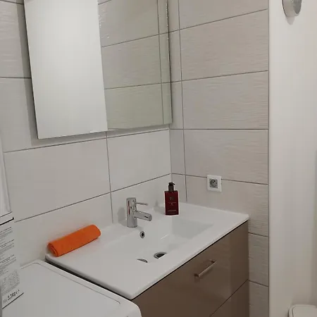 Le Cosy Avec Jardin Terrasse Couverte Et Parking Gratuit Apartament Caen